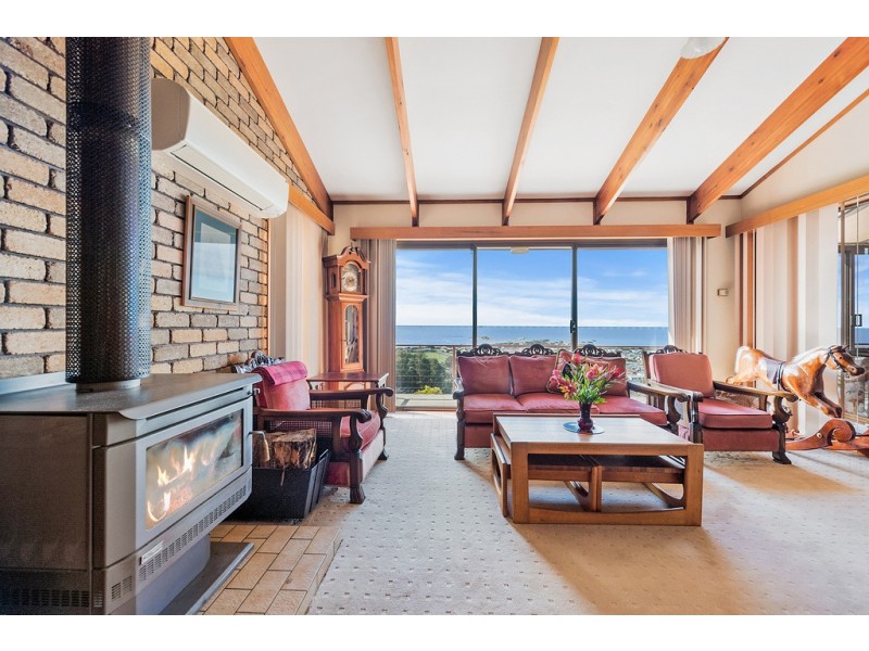 7 Burnett Crescent, West Ulverstone TAS 7315