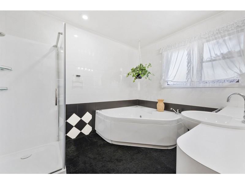 7 Burnett Crescent, West Ulverstone TAS 7315