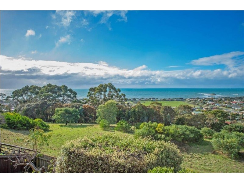 7 Burnett Crescent, West Ulverstone TAS 7315