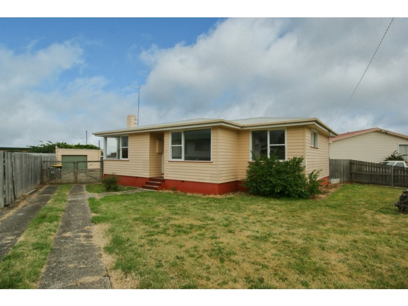 11 McCulloch Street, Ulverstone TAS 7315