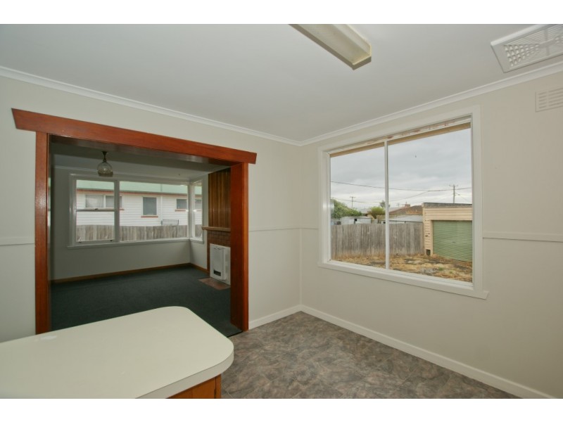 11 McCulloch Street, Ulverstone TAS 7315