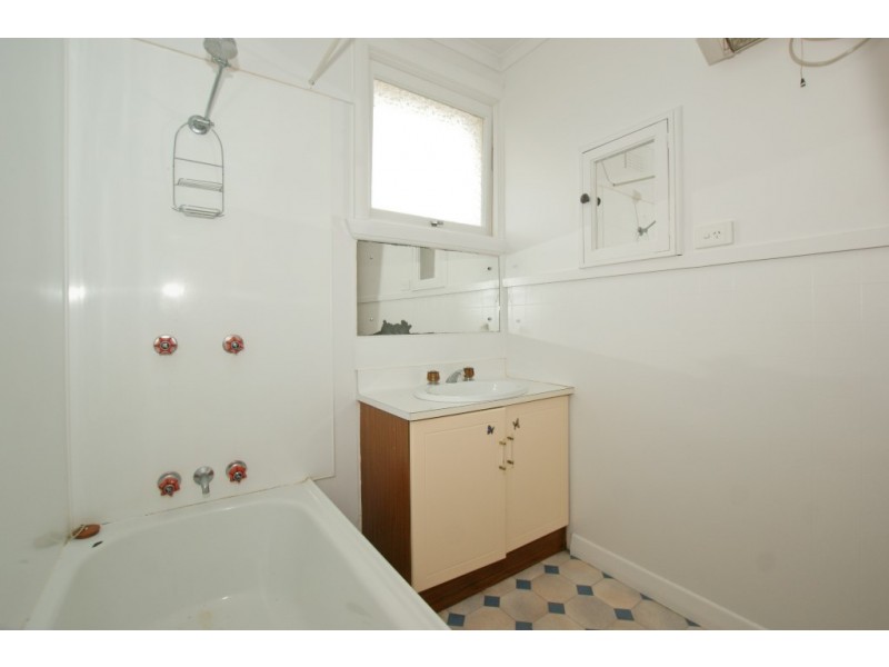 11 McCulloch Street, Ulverstone TAS 7315