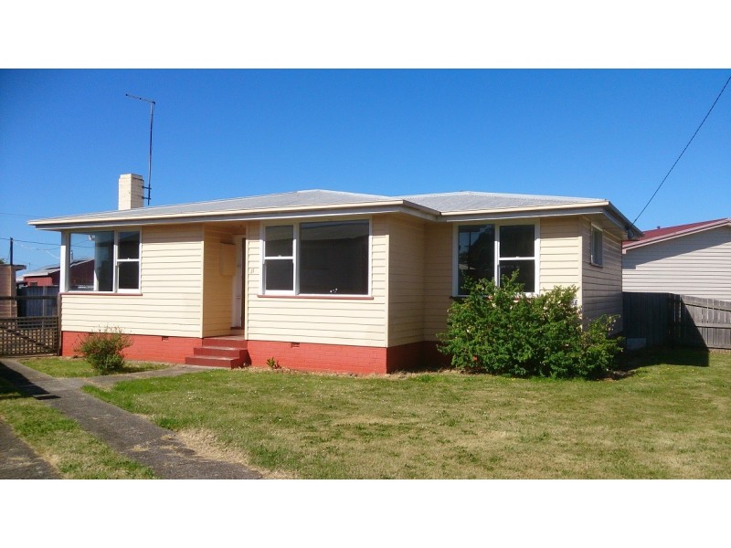 11 McCulloch Street, Ulverstone TAS 7315