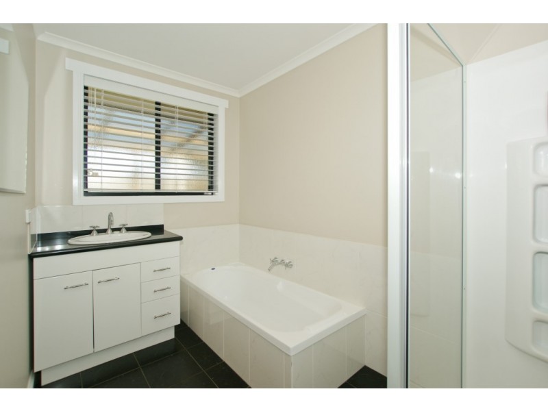 2 Fairlight Place, West Ulverstone TAS 7315
