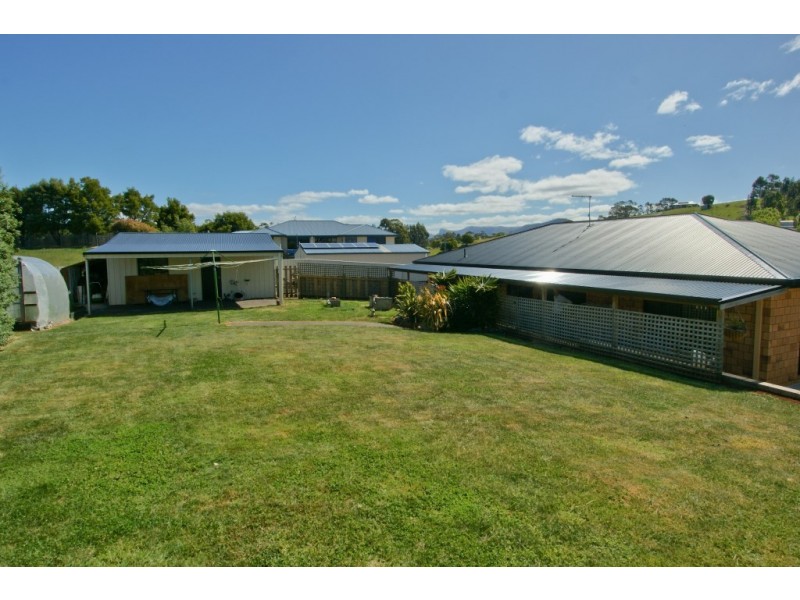 2 Fairlight Place, West Ulverstone TAS 7315