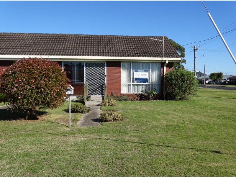 Unit 4/9 Moore Street, West Ulverstone TAS 7315