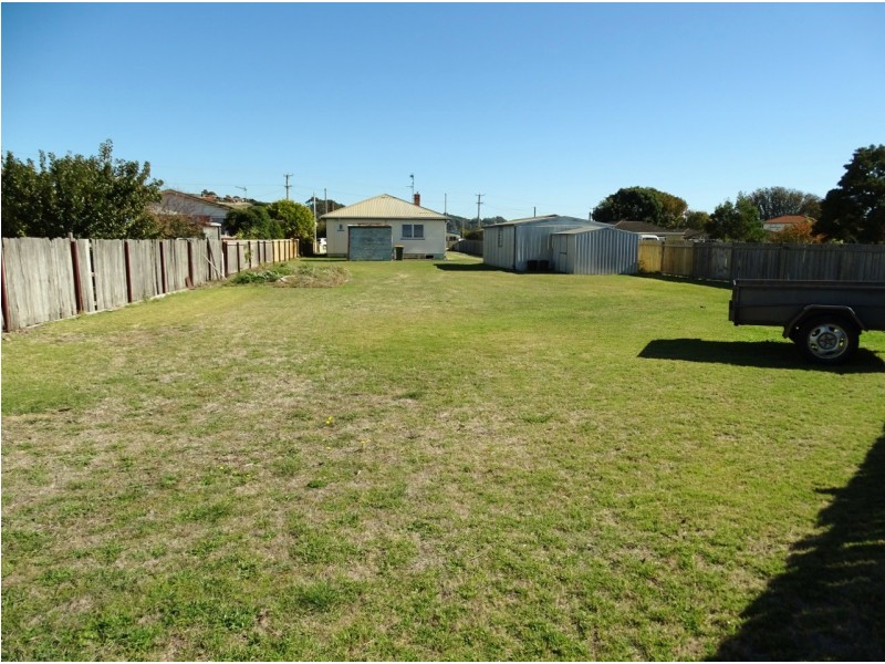 90 Queen Street, West Ulverstone TAS 7315