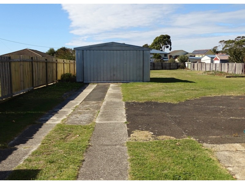 90 Queen Street, West Ulverstone TAS 7315