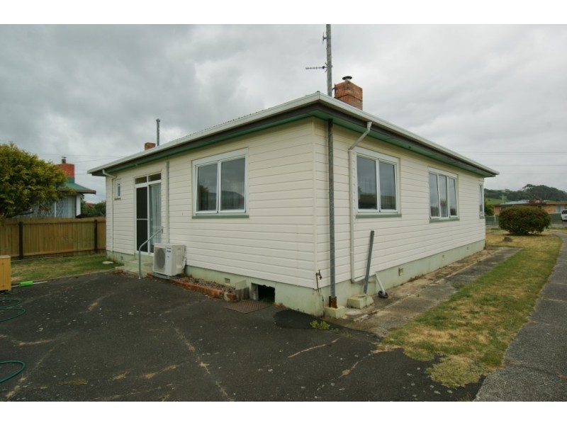 90 Queen Street, West Ulverstone TAS 7315