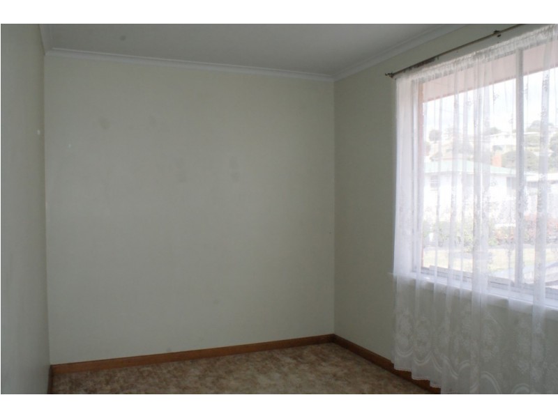 2 Douglas Place, Ulverstone TAS 7315