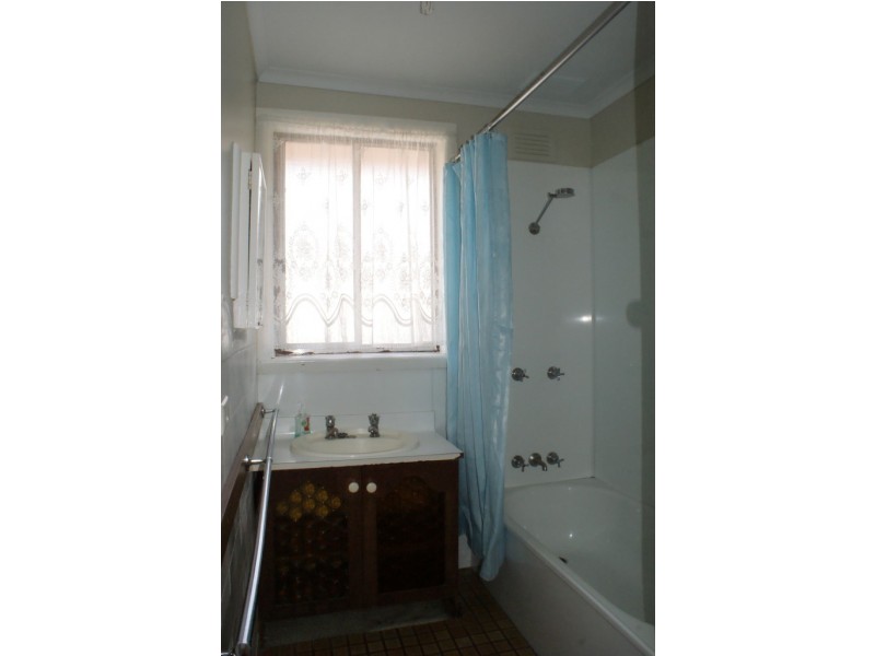 2 Douglas Place, Ulverstone TAS 7315