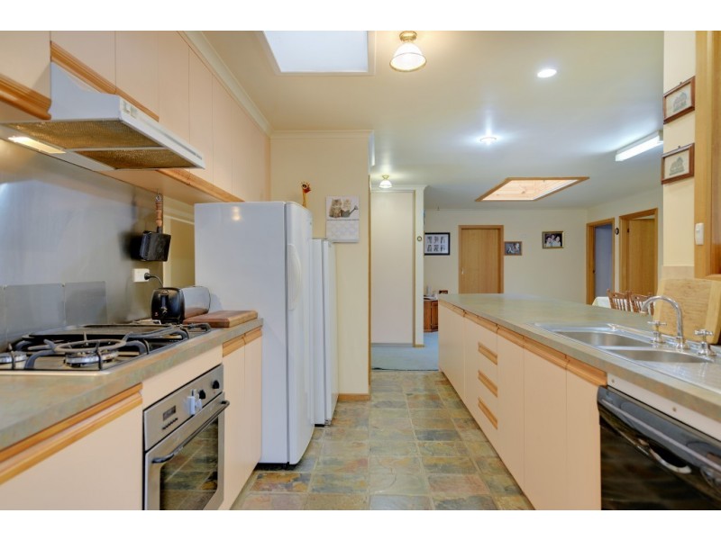 8 Richard Place, Ulverstone TAS 7315