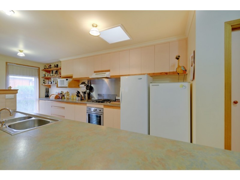 8 Richard Place, Ulverstone TAS 7315