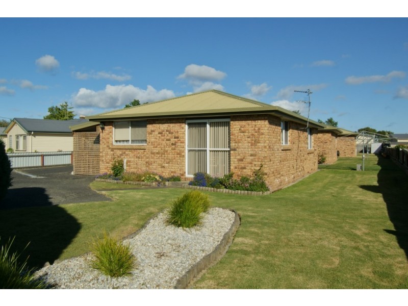 Unit 1/3 Eastland Drive, Ulverstone TAS 7315
