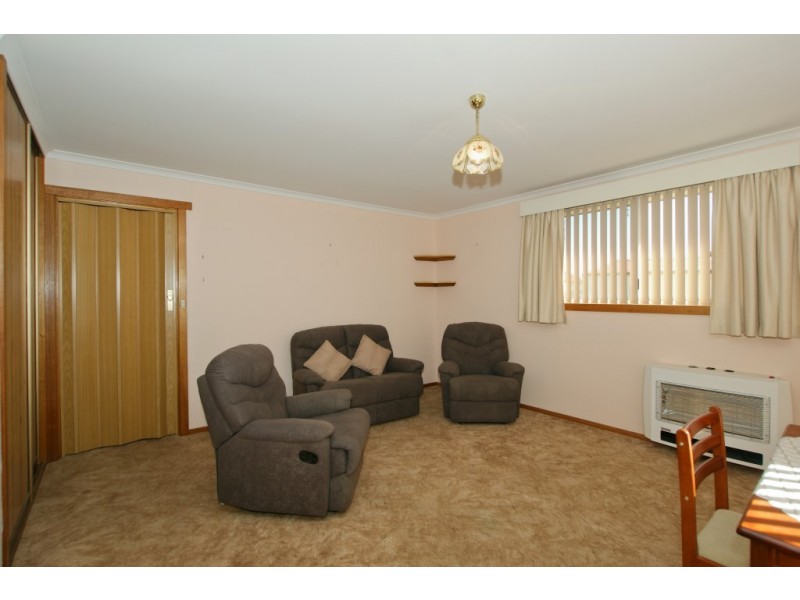 Unit 1/3 Eastland Drive, Ulverstone TAS 7315