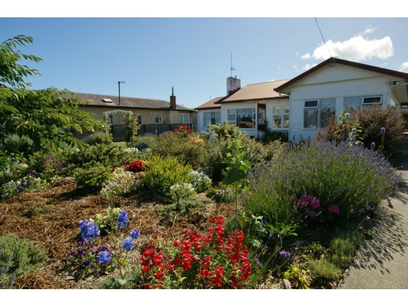 61 Lovett Street, Ulverstone TAS 7315