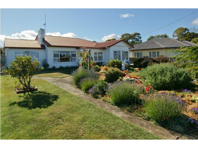 61 Lovett Street, Ulverstone TAS 7315