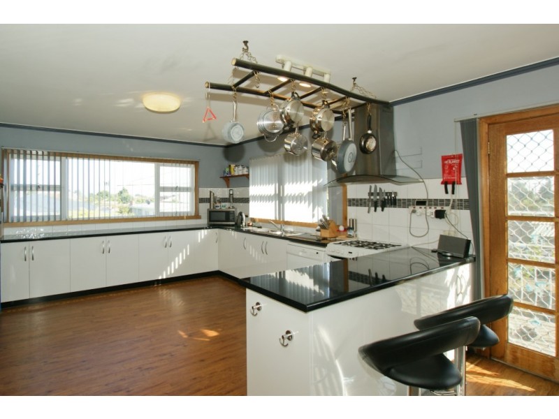 16 Nichols Street, Ulverstone TAS 7315