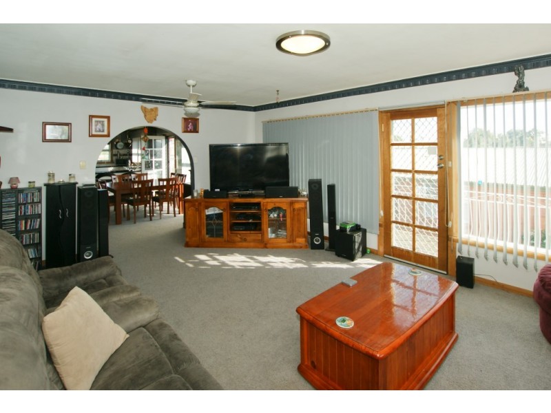 16 Nichols Street, Ulverstone TAS 7315