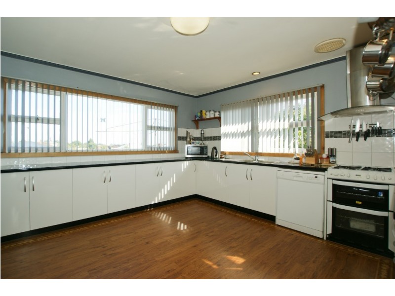 16 Nichols Street, Ulverstone TAS 7315