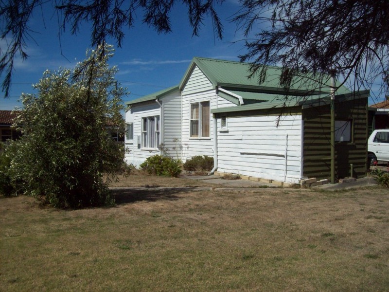 12 Quiggins Grove, Ulverstone TAS 7315