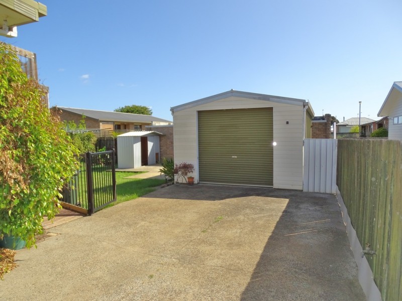 14 Helen Street, West Ulverstone TAS 7315