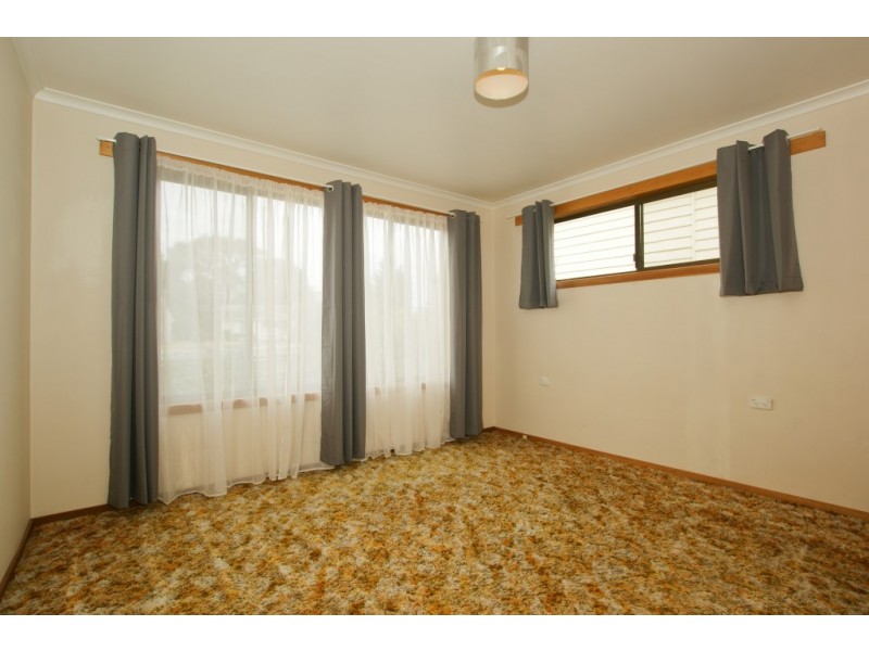 14 Helen Street, West Ulverstone TAS 7315