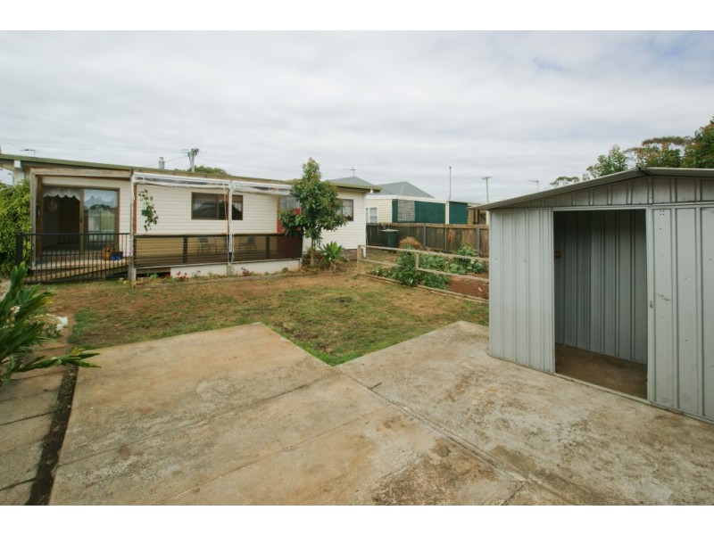 14 Helen Street, West Ulverstone TAS 7315