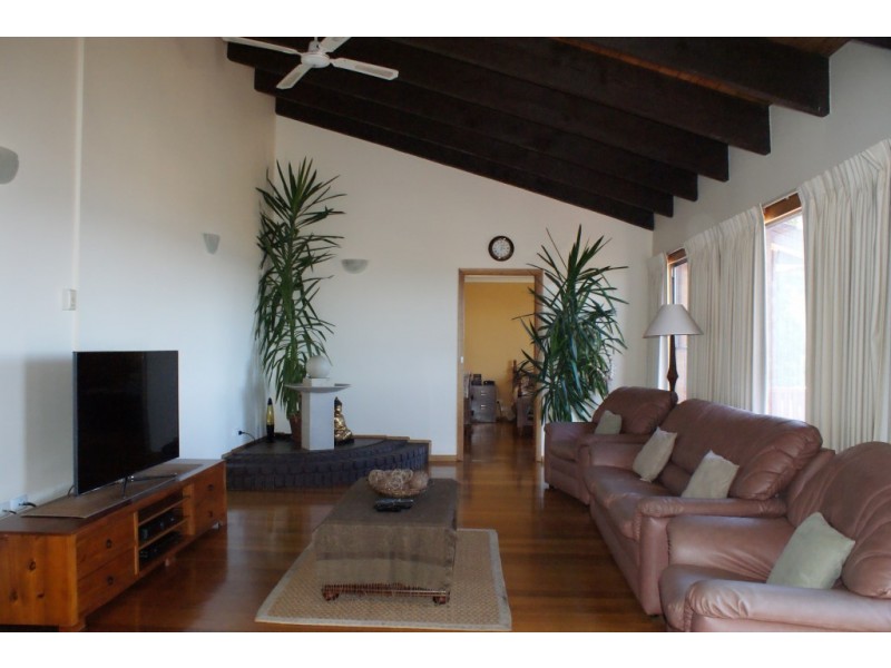 100 Upper Maud Street, West Ulverstone TAS 7315