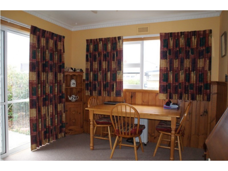 22 Vincent Street, Ulverstone TAS 7315