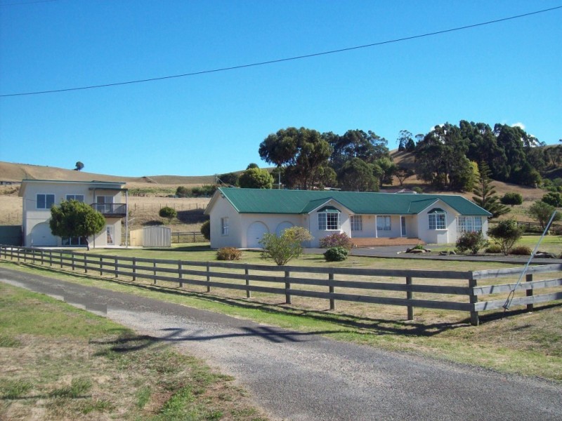 247 Penguin Road, West Ulverstone TAS 7315