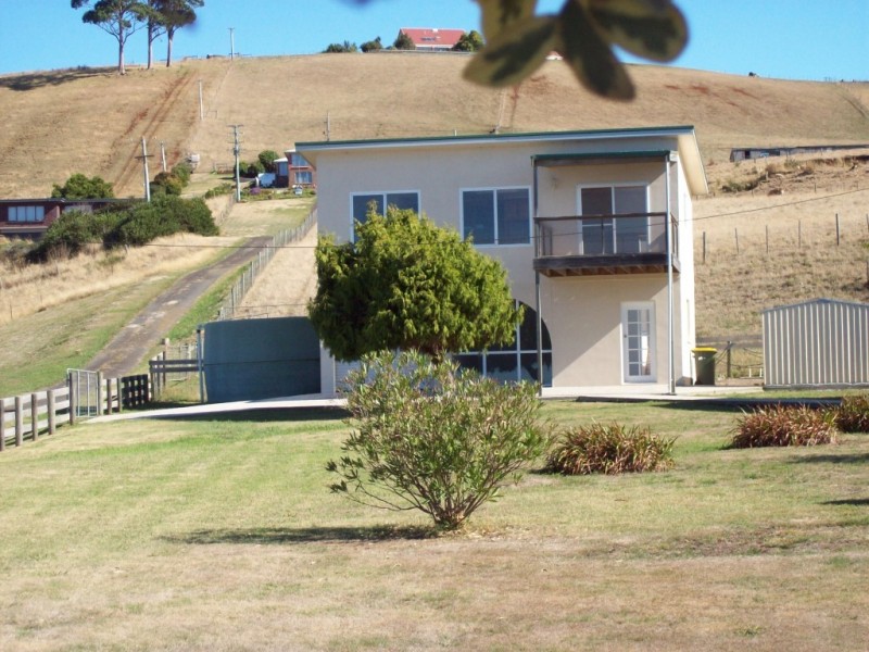 247 Penguin Road, West Ulverstone TAS 7315