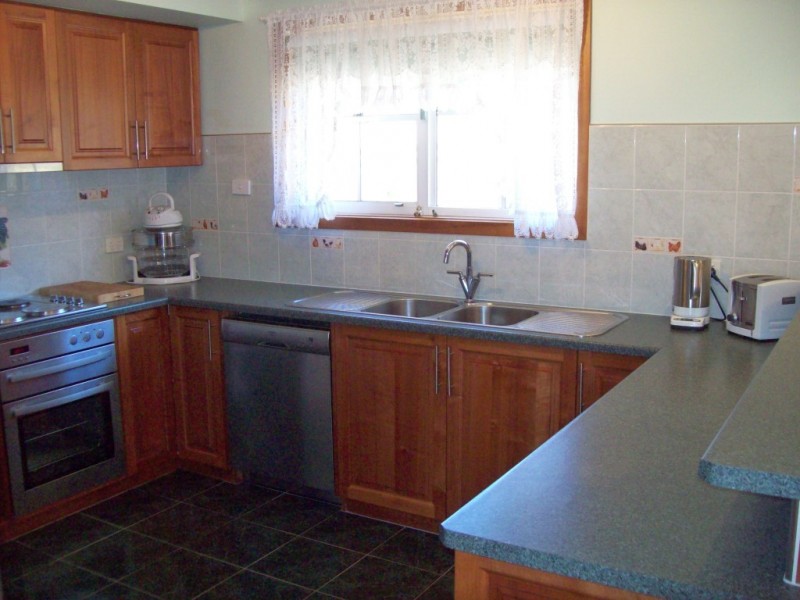 247 Penguin Road, West Ulverstone TAS 7315