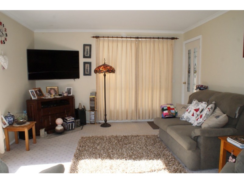 15 Olympic Court, Penguin TAS 7316