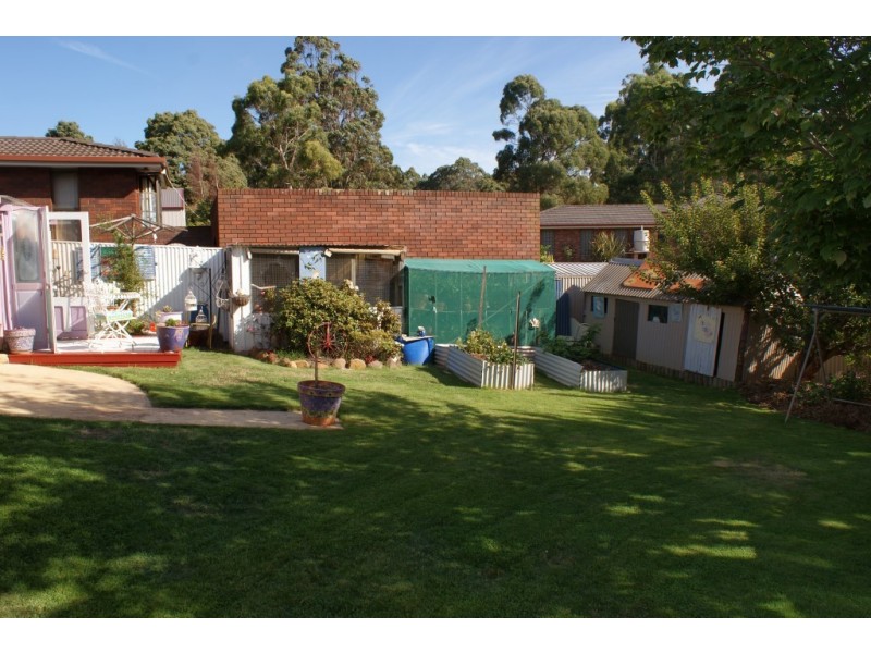 15 Olympic Court, Penguin TAS 7316