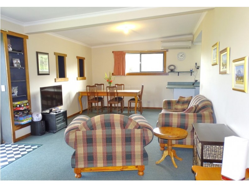 6 Fairlight Place, West Ulverstone TAS 7315