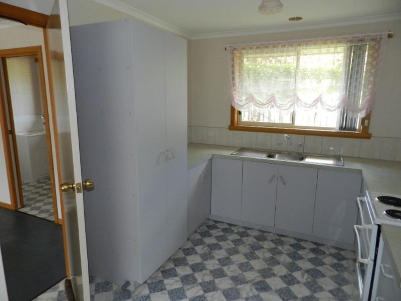 Unit 2/3 Hayward Street, Penguin TAS 7316