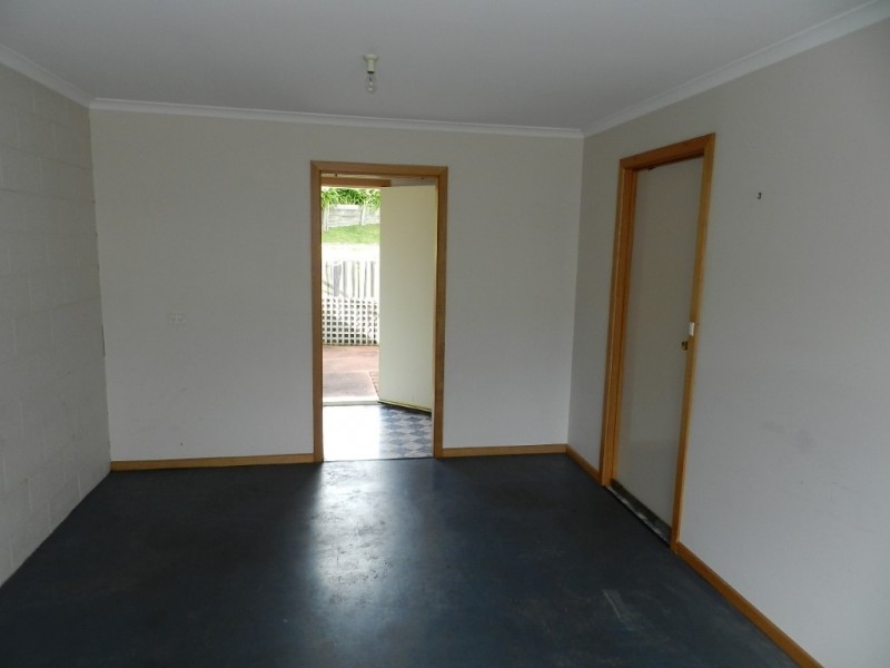 Unit 2/3 Hayward Street, Penguin TAS 7316