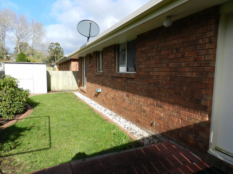 Unit 2/3 Hayward Street, Penguin TAS 7316