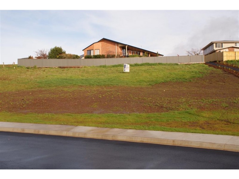 18 Chamberlain Street, Ulverstone TAS 7315