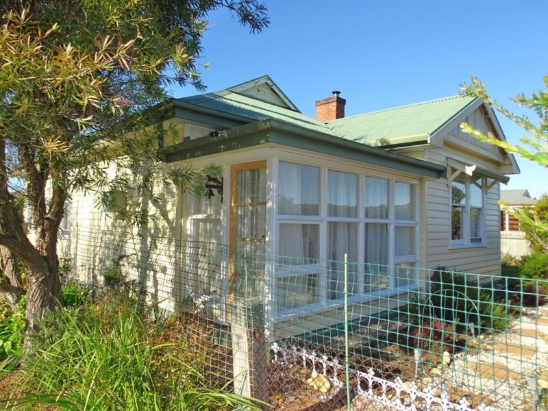 31 Lovett Street, Ulverstone TAS 7315