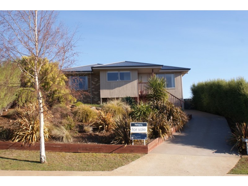 39 McCall Terrace, Stony Rise TAS 7310