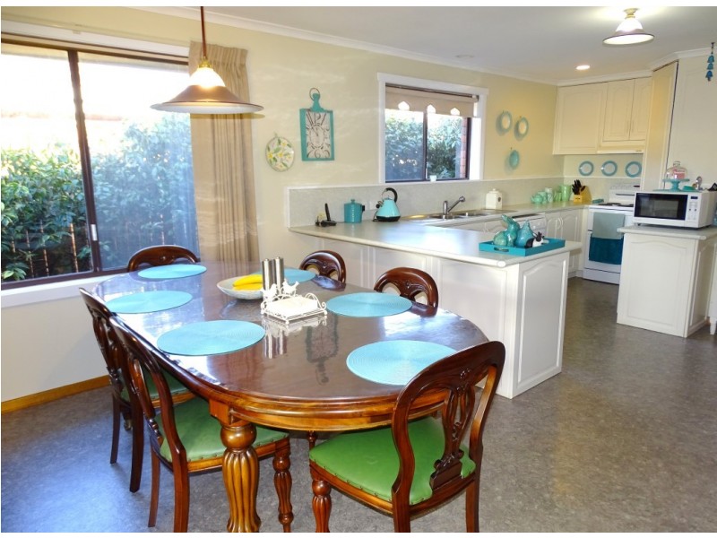 4 Julia Crescent, Ulverstone TAS 7315