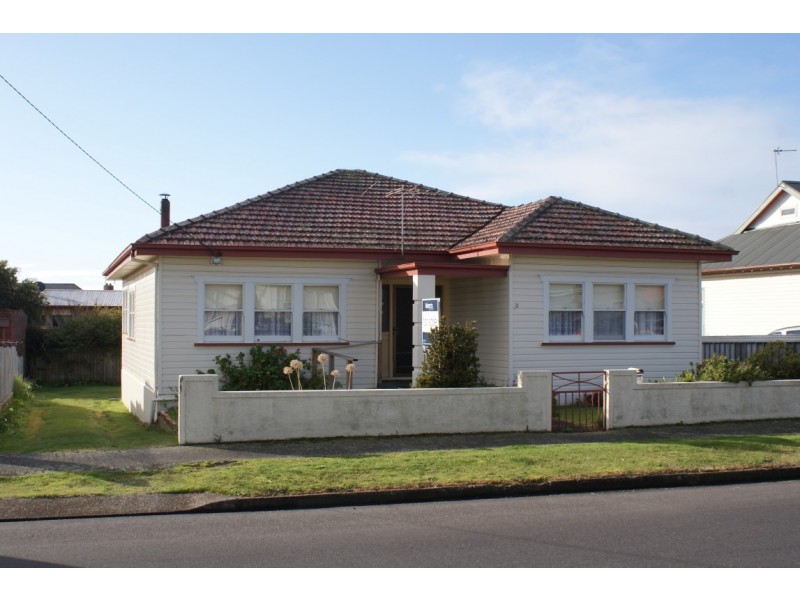 31 Leven Street, Ulverstone TAS 7315