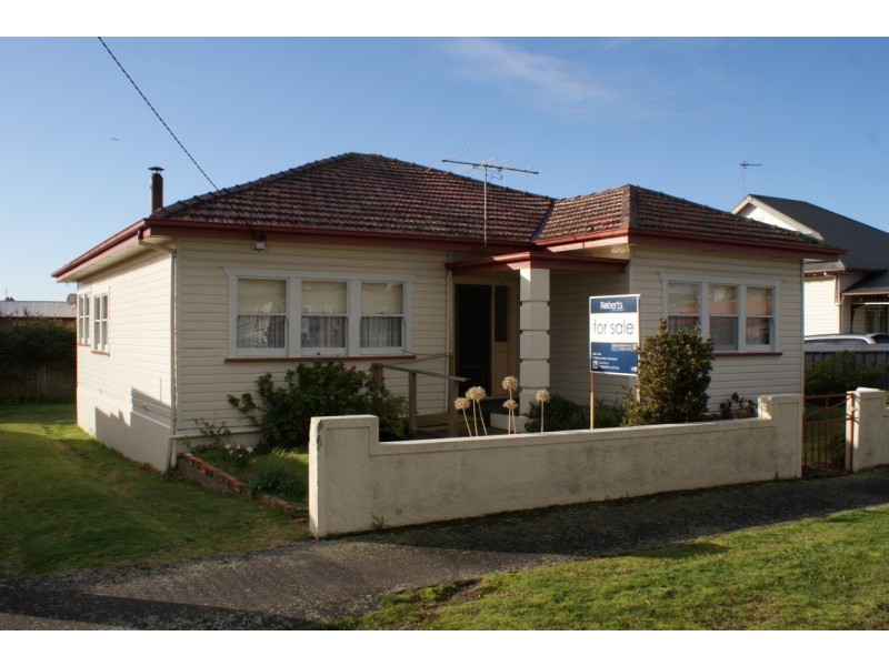 31 Leven Street, Ulverstone TAS 7315