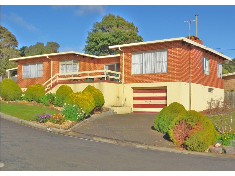 10 Hampson Street, Penguin TAS 7316