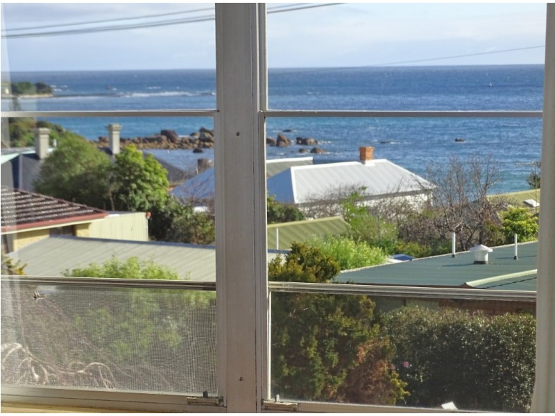 10 Hampson Street, Penguin TAS 7316