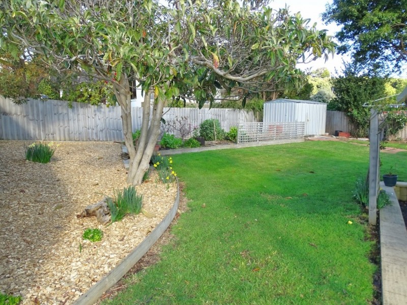 10 Hampson Street, Penguin TAS 7316