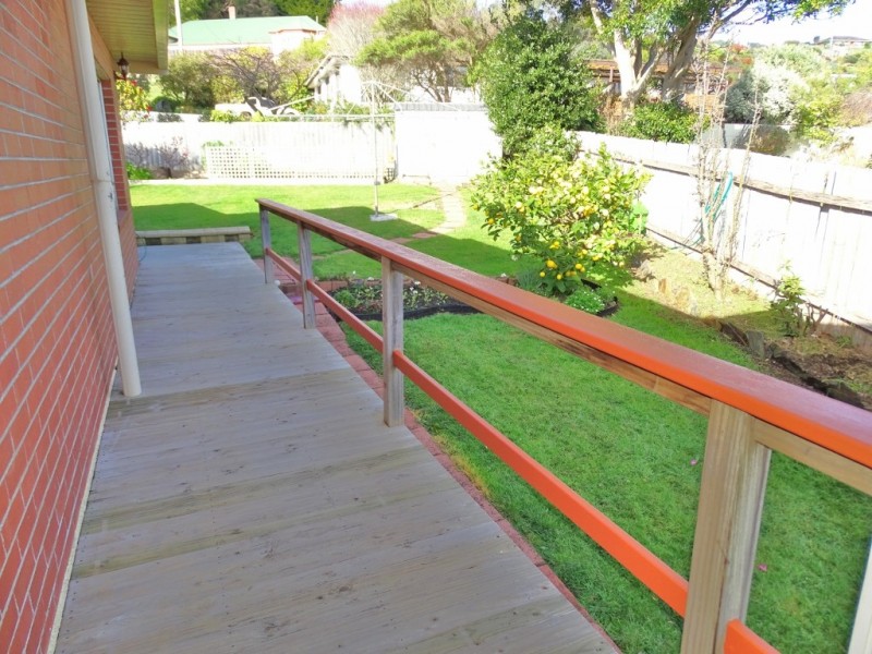 10 Hampson Street, Penguin TAS 7316