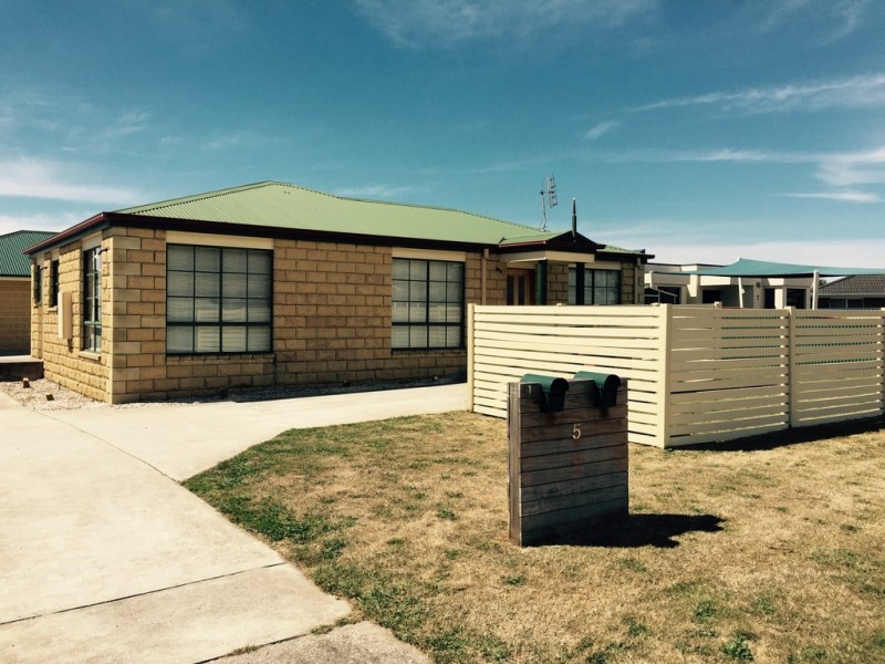 5a Banks Place, Turners Beach TAS 7315